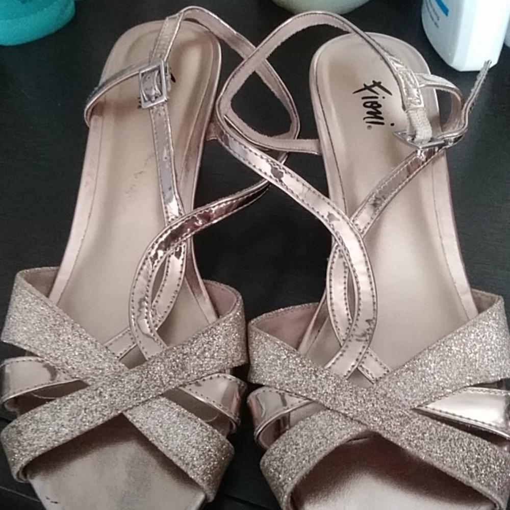 Fioni small heels